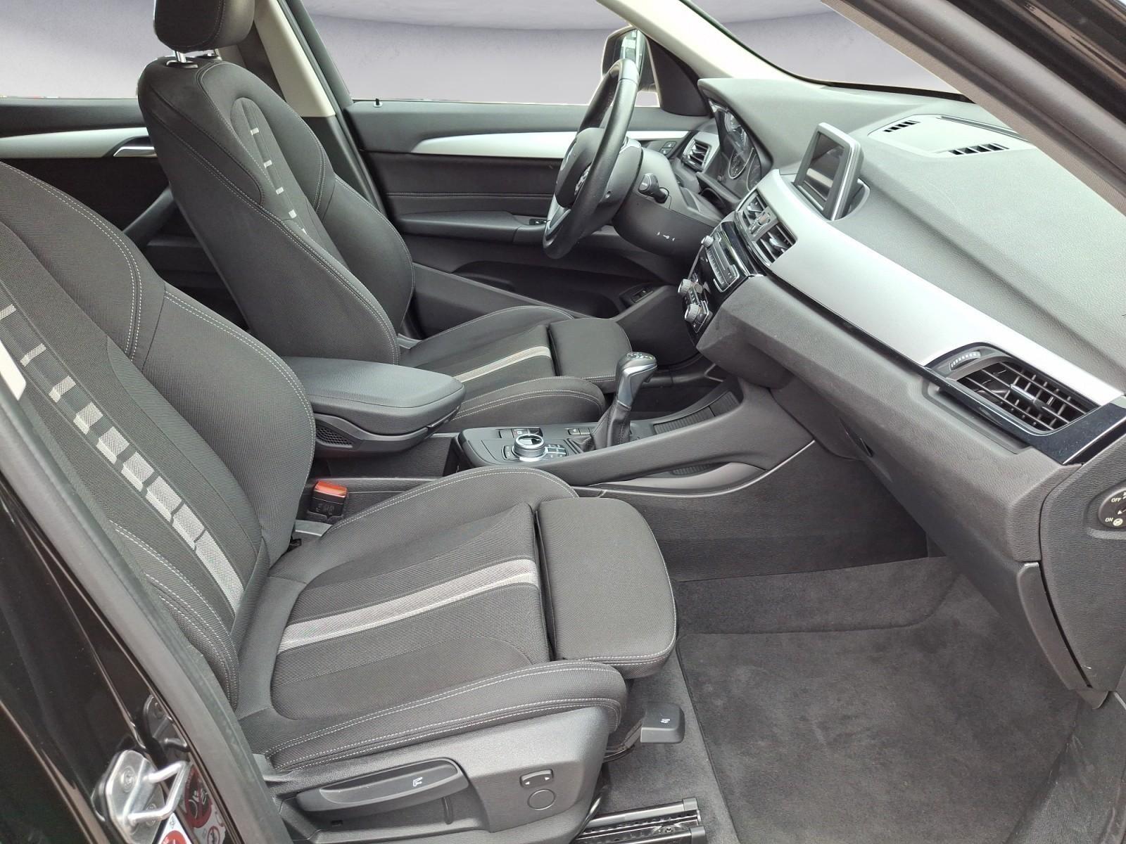 BMW X1 xDrive20i A Advantage Aut. Klimaaut. PDC