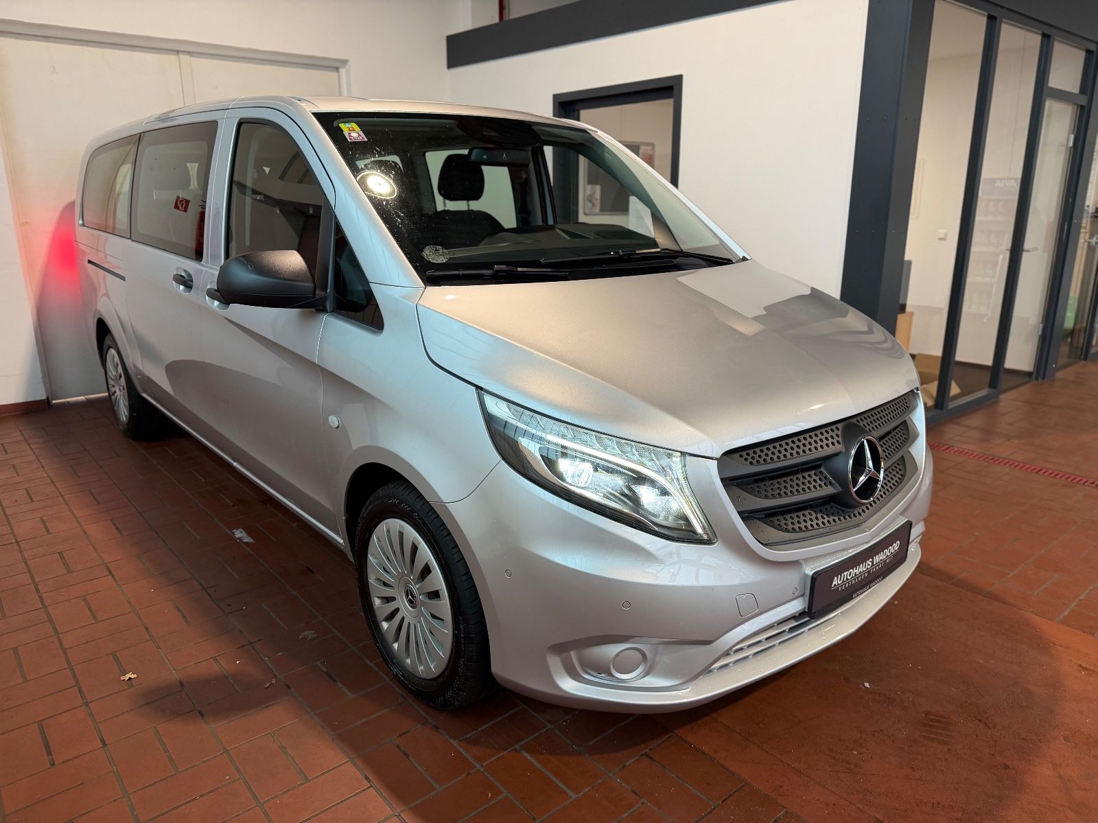 MERCEDES-BENZ Vito Tourer 116 CDI 4Matic extralang/1.Hd/9Sitze