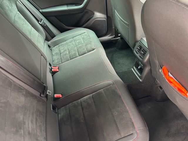 Fahrzeugabbildung Seat Ateca FR 4Drive+AHK+CarPlay+Alcantara+Kamera+