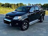 Toyota Hilux 3.0 D-4D 4x4 Autm. Double Cab - Toyota Hilux aus 2009 mit Diesel-Antrieb