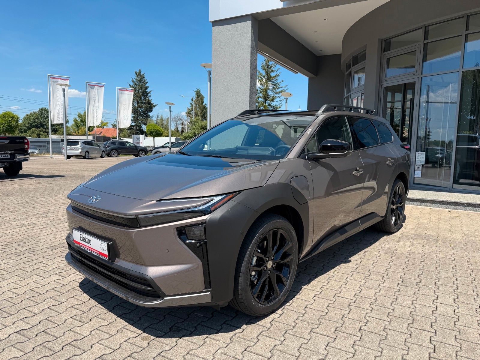 Toyota bZ4X Touring Lounge 4x4 75kwh*Panorama,Leder*VFW imagem 2