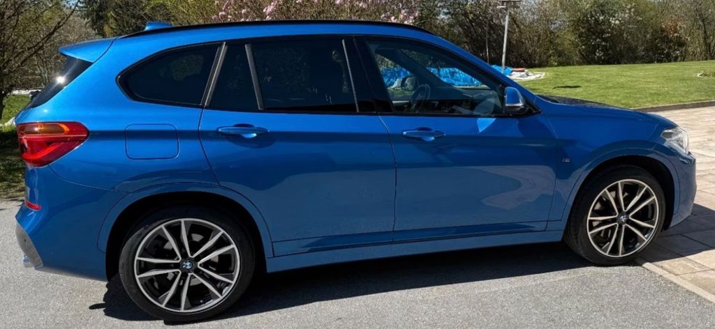 Image of BMW X1