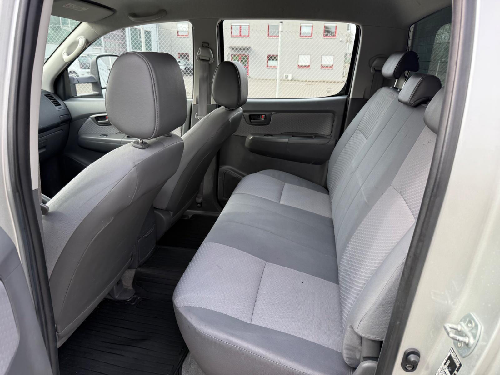 TOYOTA HILUX 2.5 144CH DOUBLE CAB 4X4