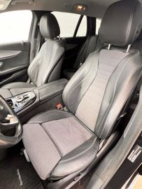 Mercedes E 220 - 10
