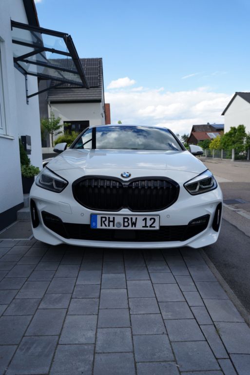 Image of BMW 118