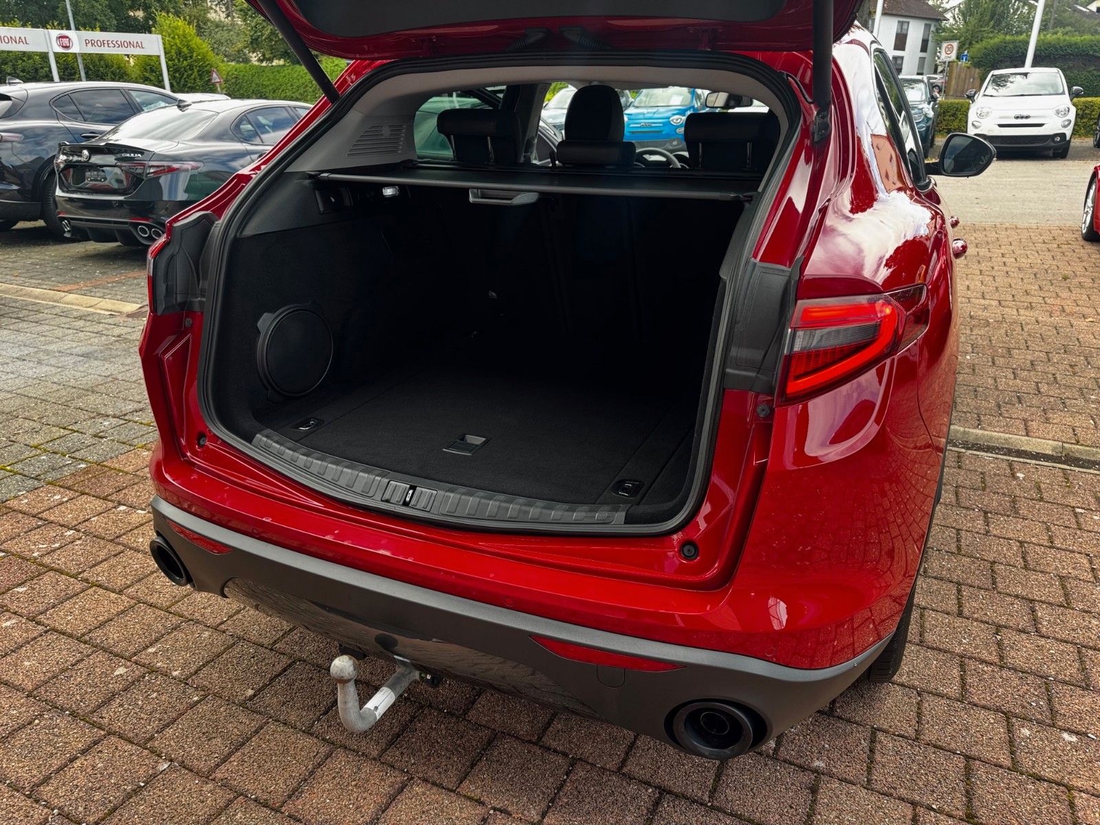 Fahrzeugabbildung Alfa Romeo Stelvio 2.2 Diesel 210PS NAVI KAMERA MEMORY