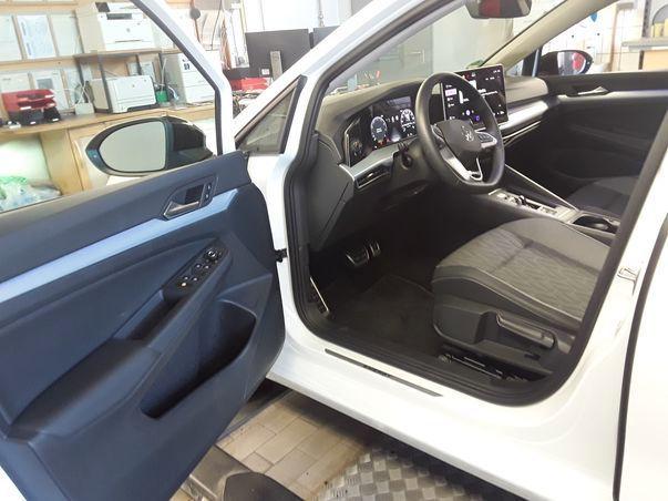 Volkswagen Golf 8 1.5 eTSI DSG Energy LED NAVI ACC SIDEASS, миниатюра 4