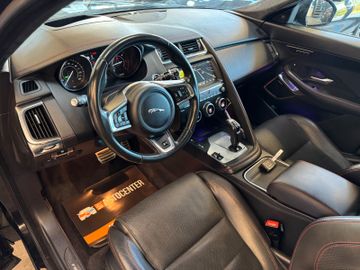 Jaguar E-Pace *HEAD-UP*PANO*MEMORY*KEYLESS*ACC*NAV*