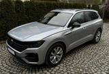Volkswagen Touareg 3.0 V6 eHybrid 4MOTION Tiptronic R - Volkswagen Touareg: Firmenfahrzeug