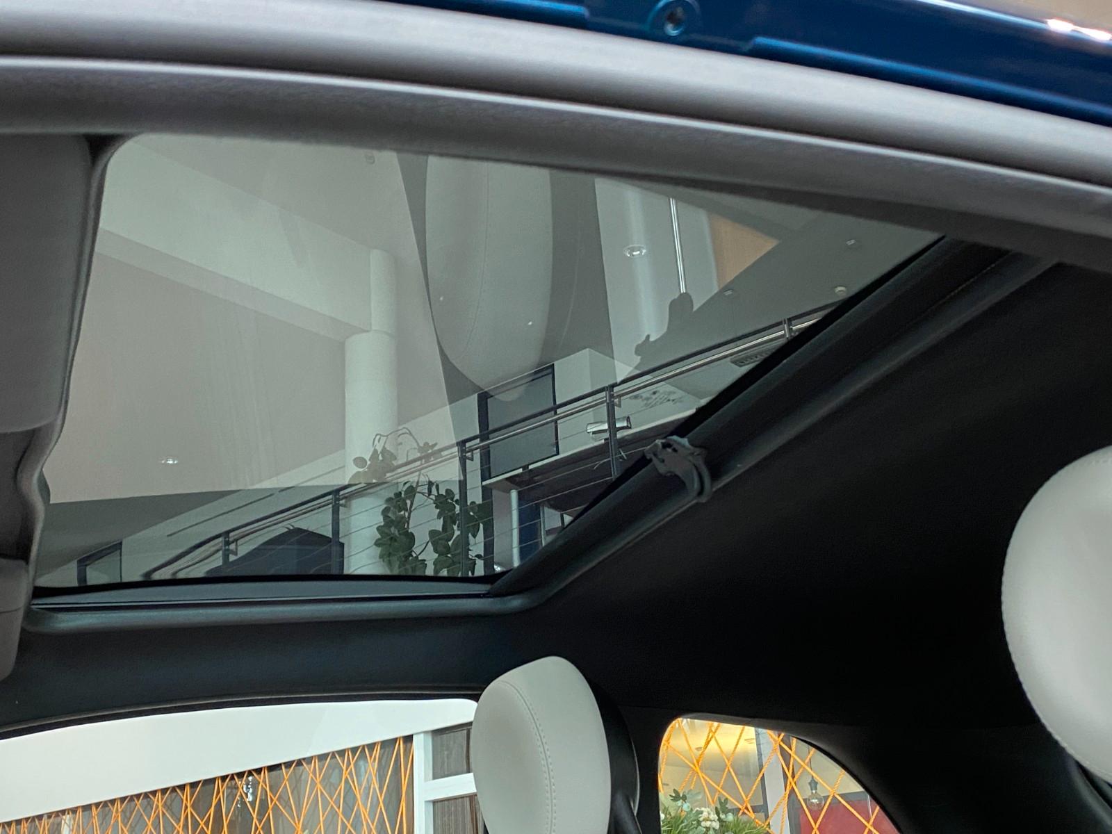 Fiat 500 1.0 Mild Hybrid Dolcevita Pano DAB PDC