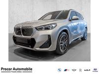BMW iX1 xDrive30 M Sport HUD ACC RFK NAVI LED DAB