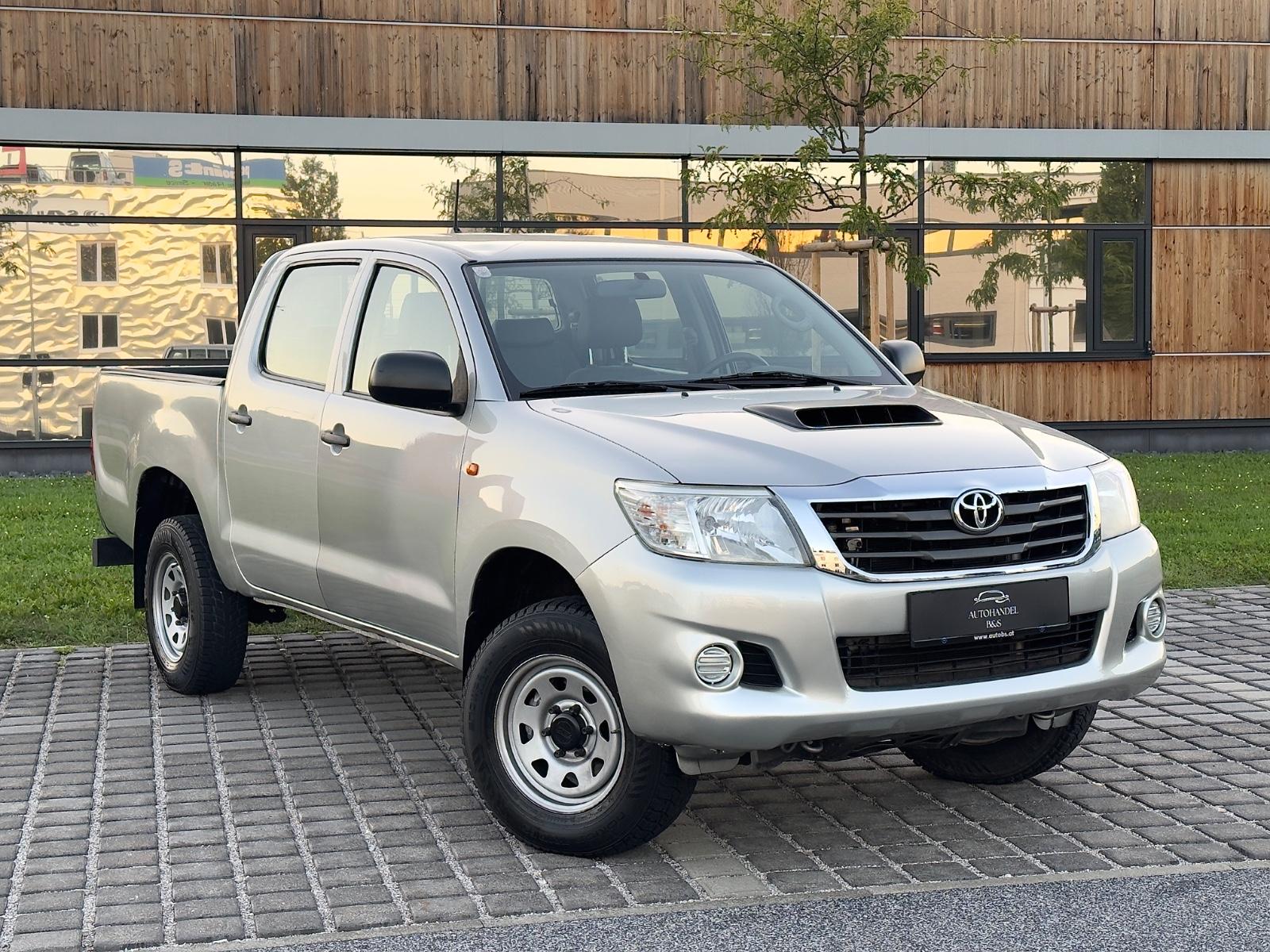 Toyota Hilux DK Country Double Cabine 2.5 D-4D 144ch 4x4 - 1 ère main - Révision faite - 65 000km - Carnet entretien