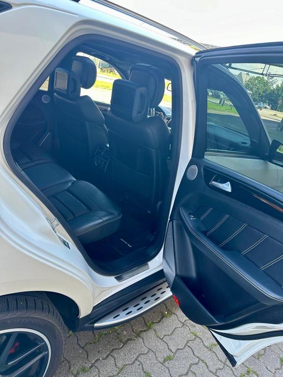 Mercedes-Benz ML 63 AMG