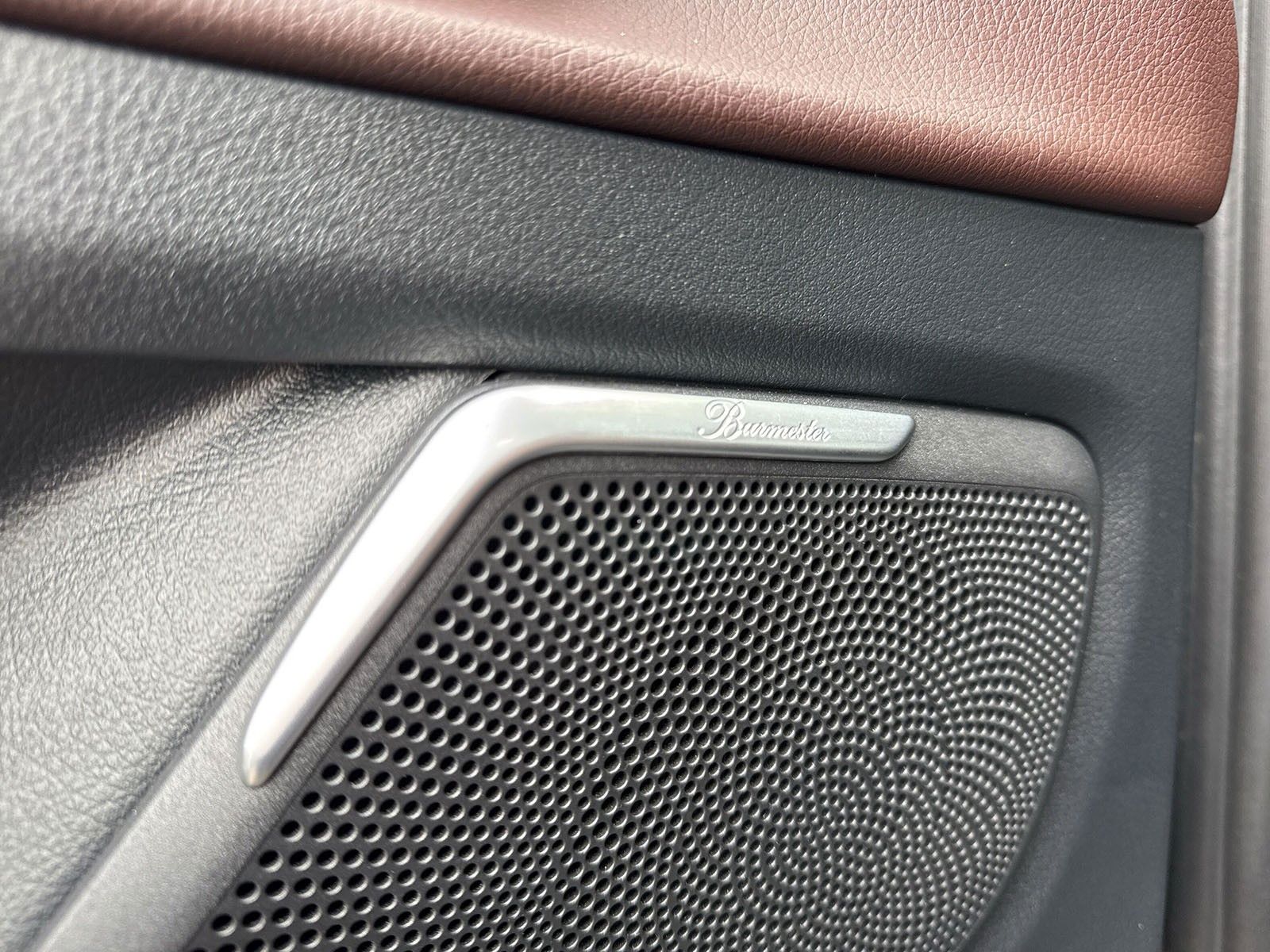 Fahrzeugabbildung Mercedes-Benz V 250 AMG-Line*StnHeiz*Pano*Leder*ACC*Burmaster*