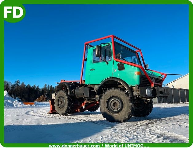 Unimog U1000 mit Werner Forstausrüstung