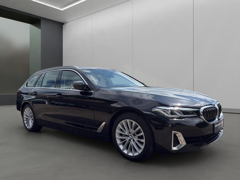BMW 530d xDrive T. LUXURY LINE LED NAVI HUD PANO AHK