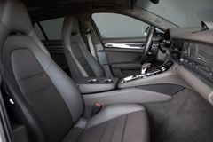 PORSCHE Panamera Turbo S E-Hybrid Sport Turismo - VOLL