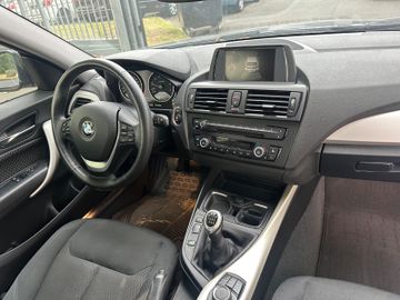 BMW 118 - 9