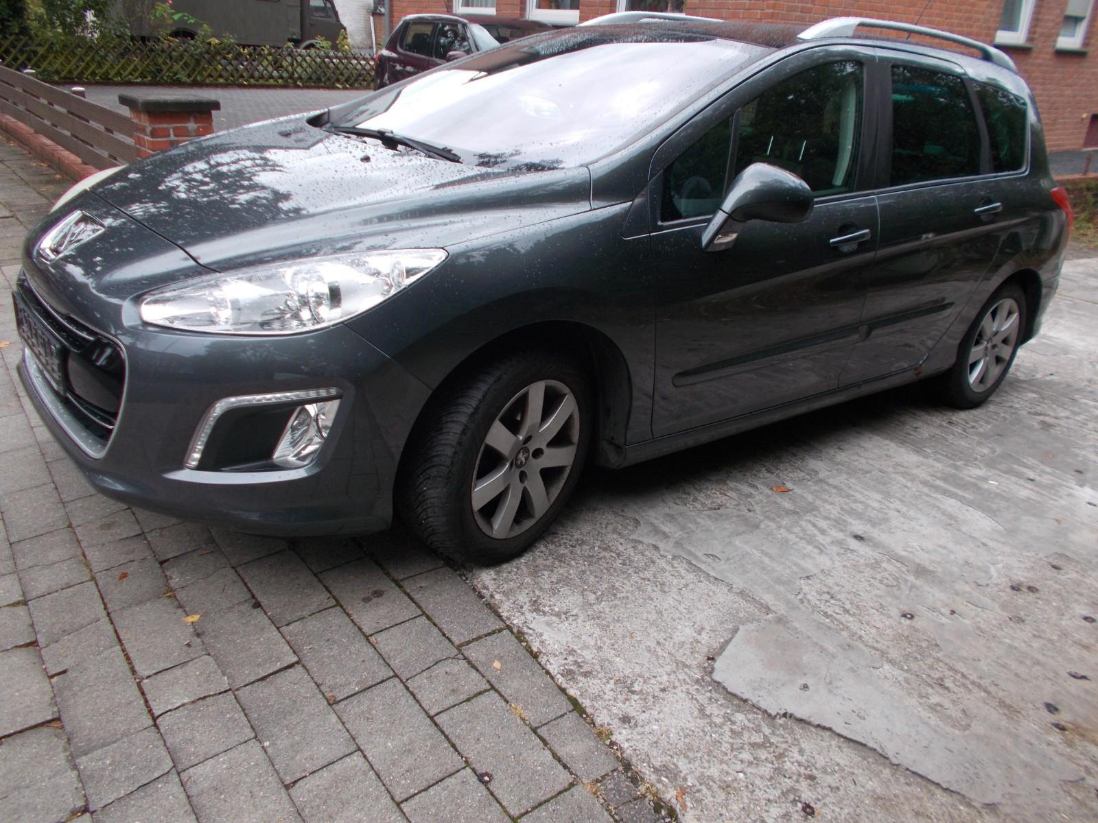 Peugeot 308 2012 — photo 6