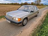 Mercedes-Benz Mercedes 190E 1.8 Automatic Schiebedach - Mercedes-Benz 190: 190e Automatic