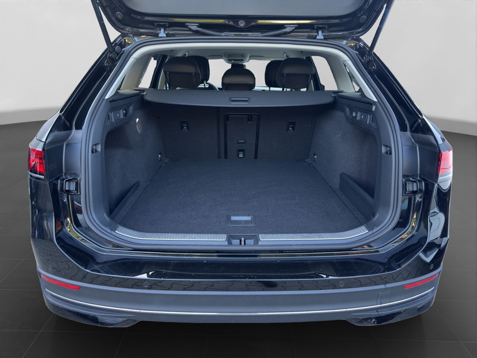 Volkswagen Passat Variant - Bild 18
