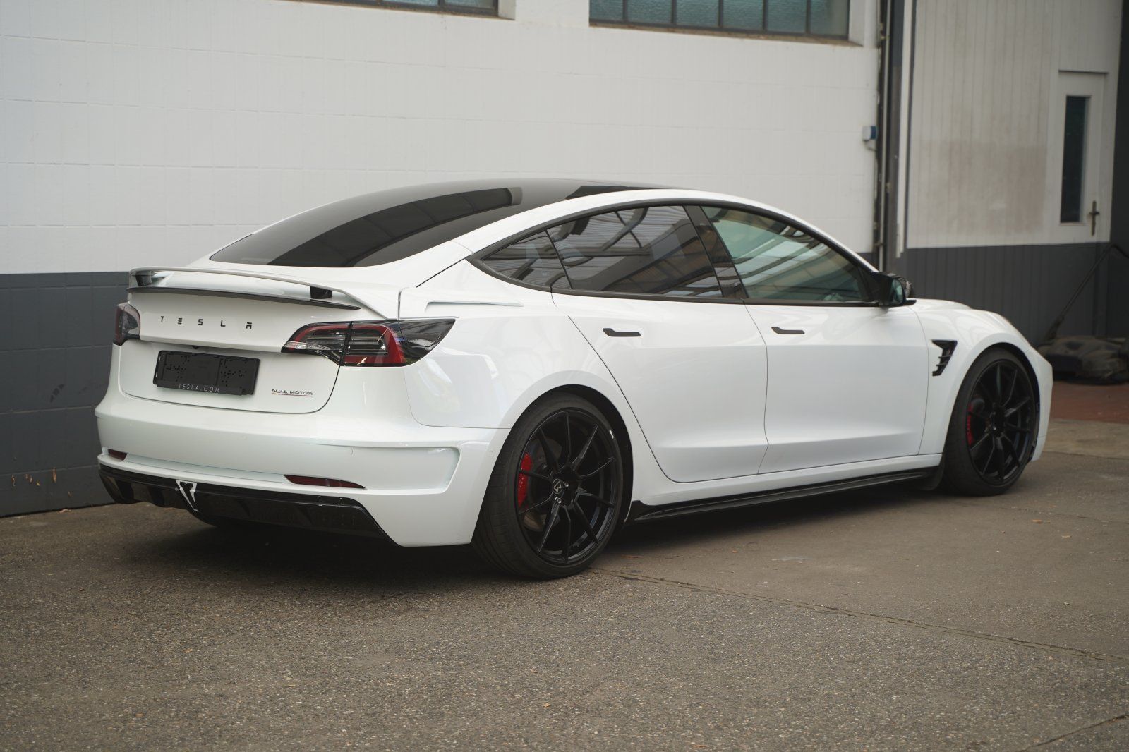 Tesla Model 3 Performance *innen weiß*Startech-Umbau*M foto 22