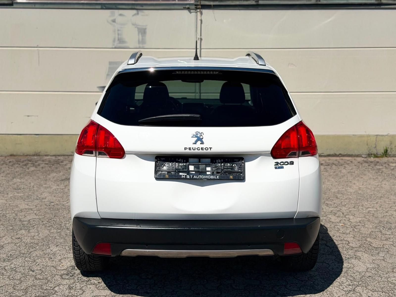 Peugeot 2008 Allure*AUTOMATIC*PANO*SHZ*PDC*