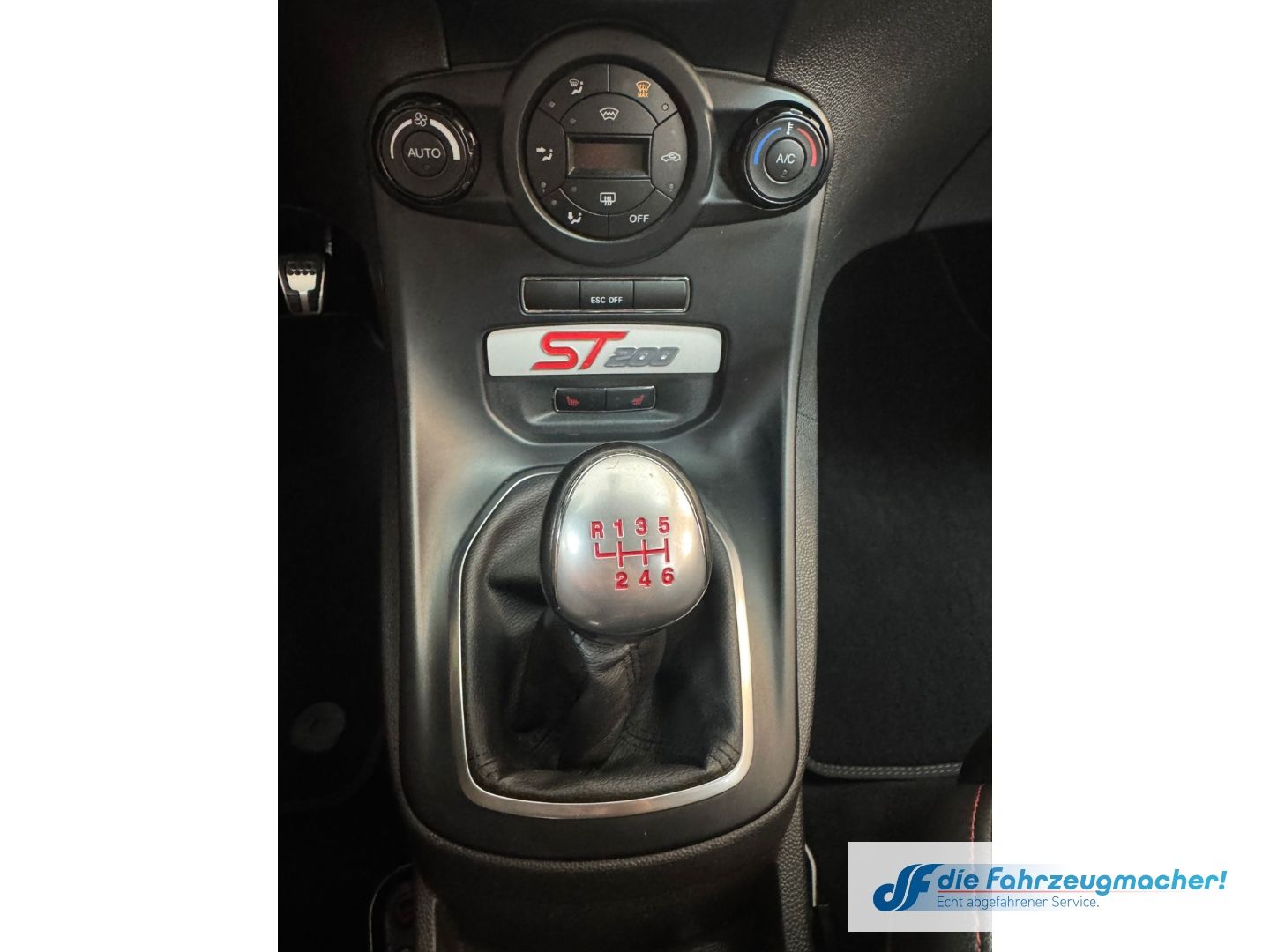 Fahrzeugabbildung Ford Fiesta ST200 Sportpaket Navi Ambiente SHZ Keyles