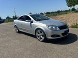 Opel Astra 1.8 Cabrio /Festdach/ Ledersitze/18 Zoll - Opel Astra: Cabrio, 1.8
