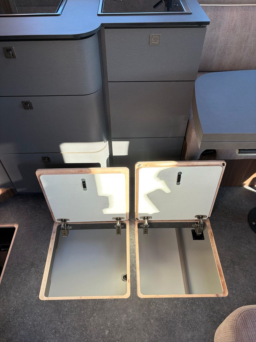 Fahrzeugabbildung Eura Mobil Integra Line 726 EF GT