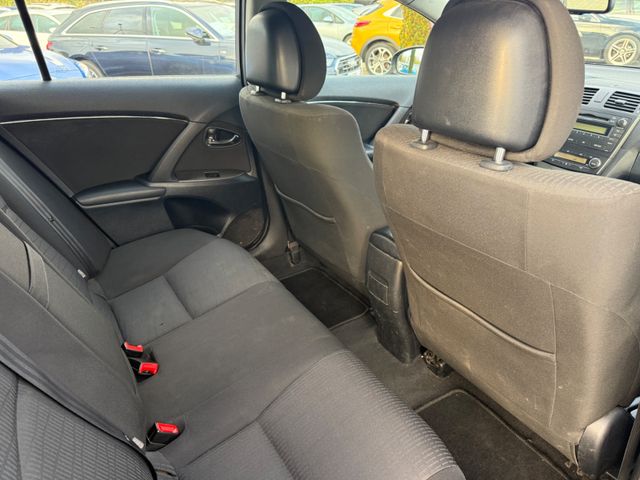 Toyota Avensis  Kombi Sol