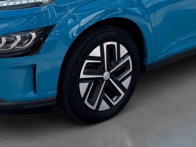 Fahrzeugabbildung Hyundai KONA Trend Elektro 2WD Navi Soundsystem LED ACC
