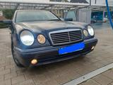 Mercedes-Benz 320 - Mercedes-Benz 320 mit LPG-Antrieb