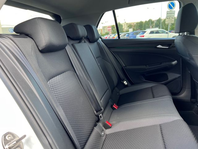 Golf VIII Active 2.0 TDI LED TRAVEL PDC