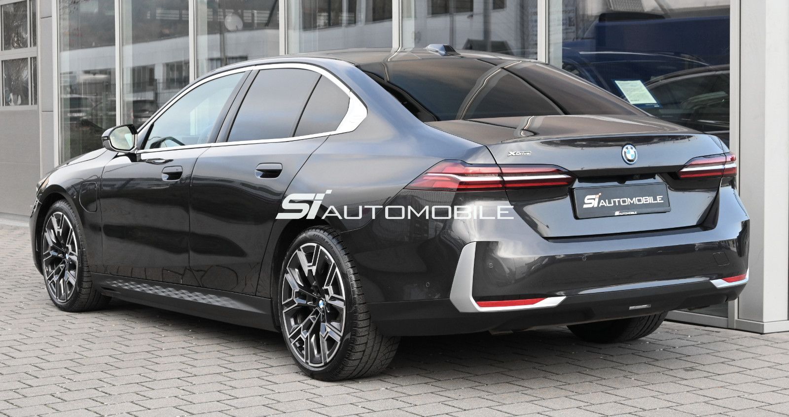Fahrzeugabbildung BMW 550e xDr. °UVP 105.960€°AD.M-FAHRW.PROF°MERINO°