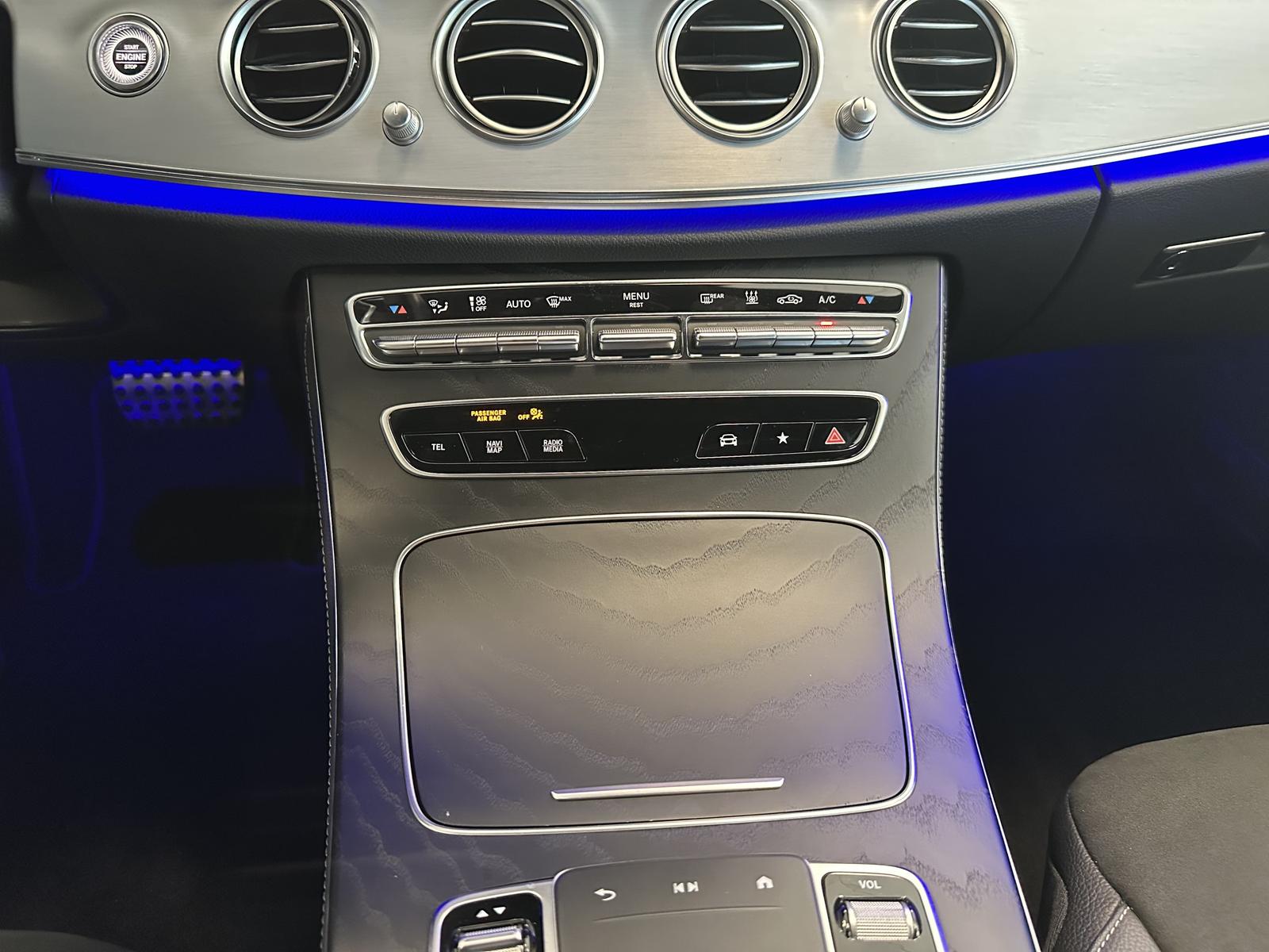 Mercedes-Benz E 300 de*4Matic*AMG+Night p.*ACC*360*Burmester
