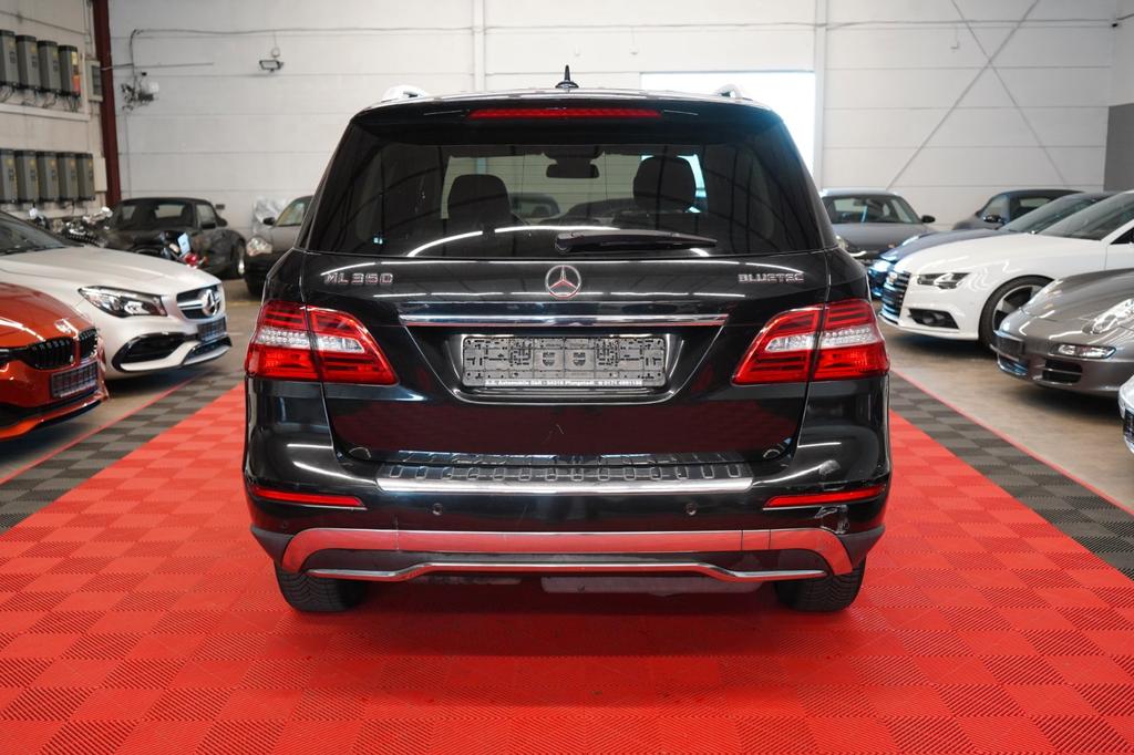 Mercedes-Benz ML 350