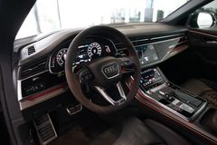 AUDI RSQ8 | HuD | Keramik | Pano | 305 km/h | 23" AUDI RSQ8 | HuD | Keramik | Pano | 305 km/h | 23"