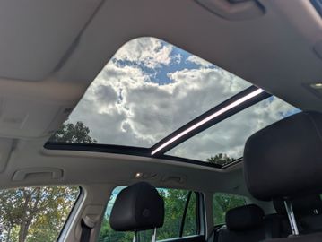Volkswagen Passat Variant - 10