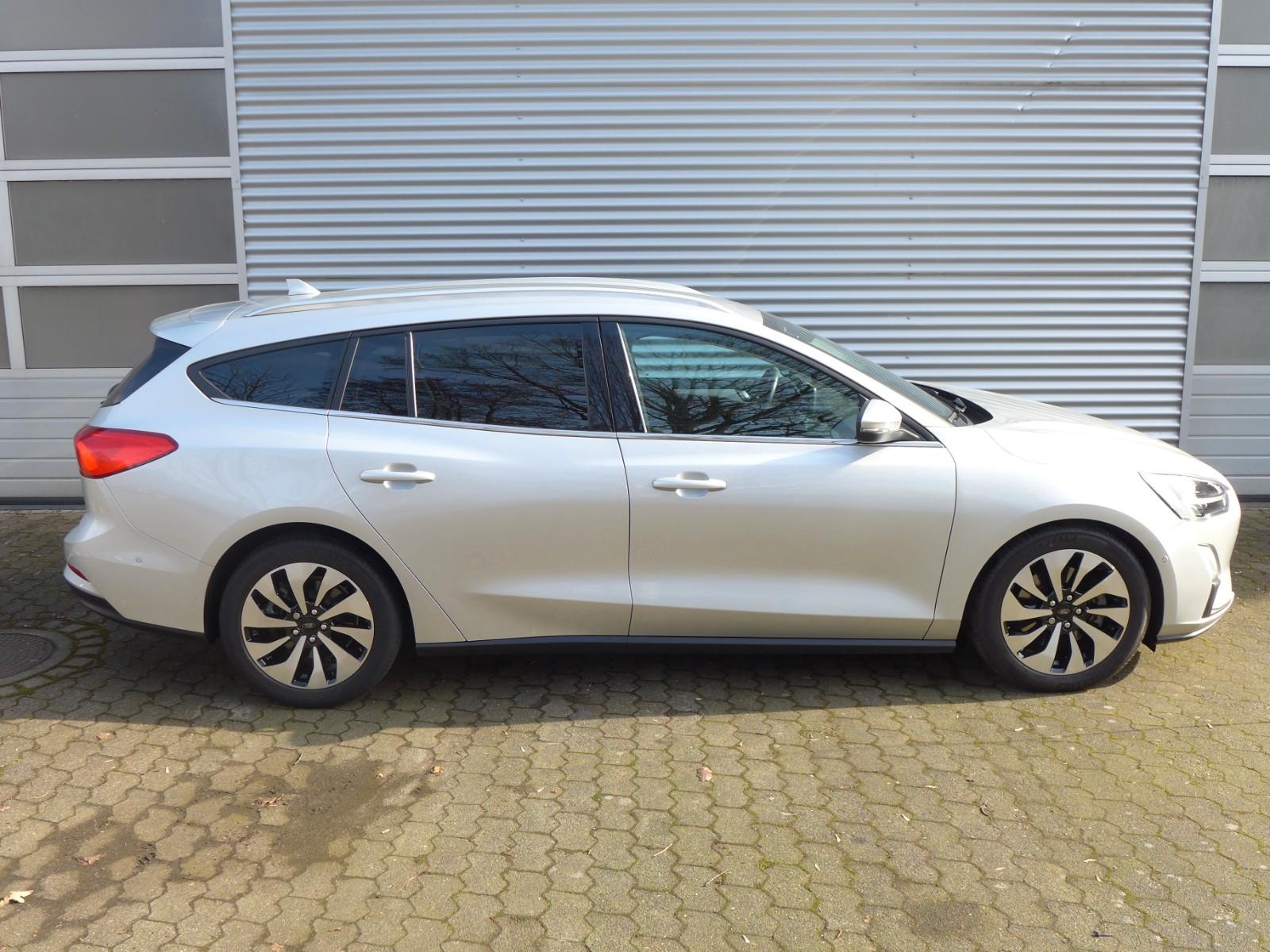 Ford Focus Turnier Cool & Connect 43 tkm.!!!