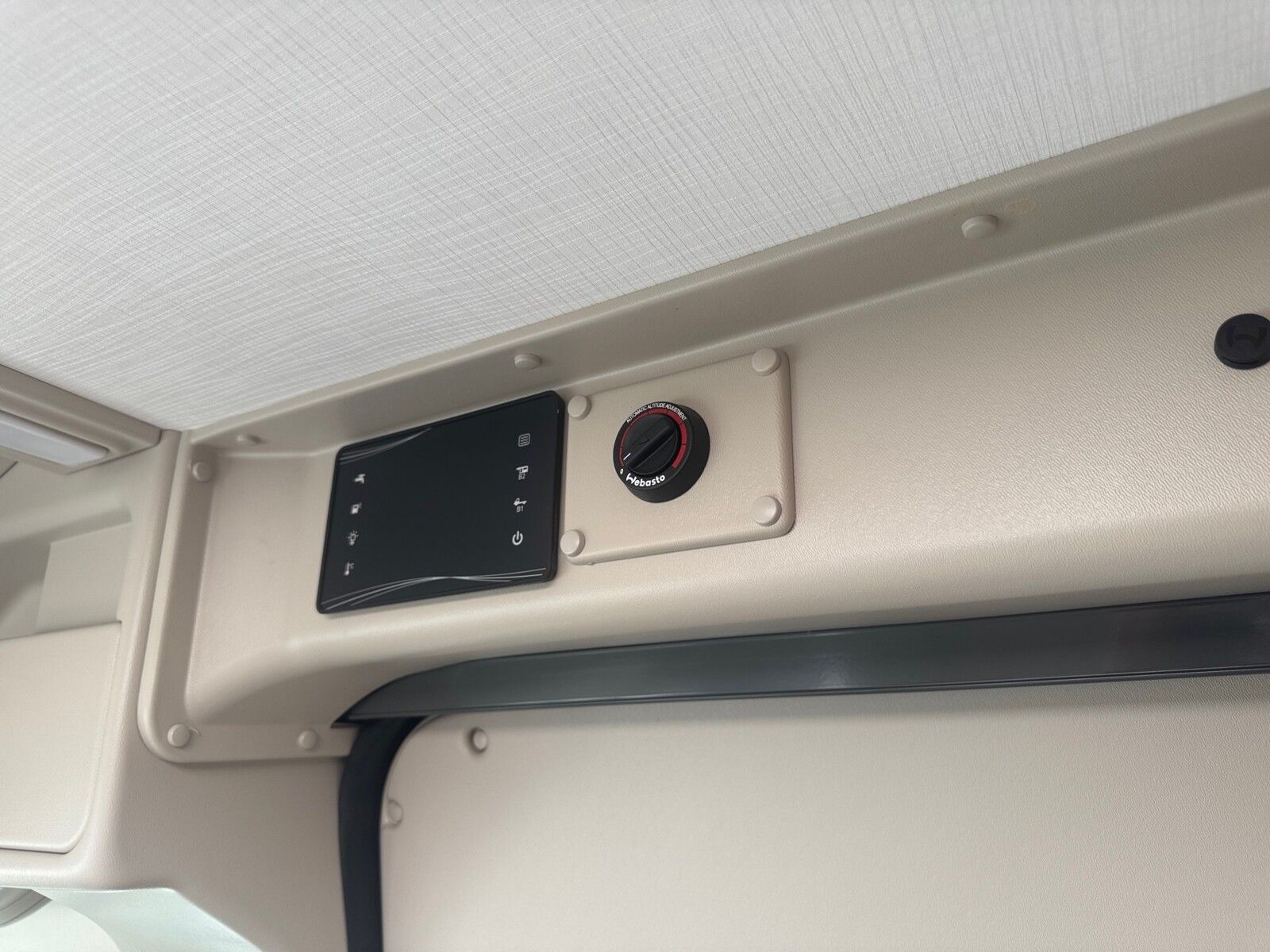 Fahrzeugabbildung Forster Vantasy FV599HB Autom.140PS Diesel Heizung