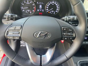 Fahrzeugabbildung Hyundai i30 FL 1.5 T-GDI iMT TREND NAVI SHZ LHZ