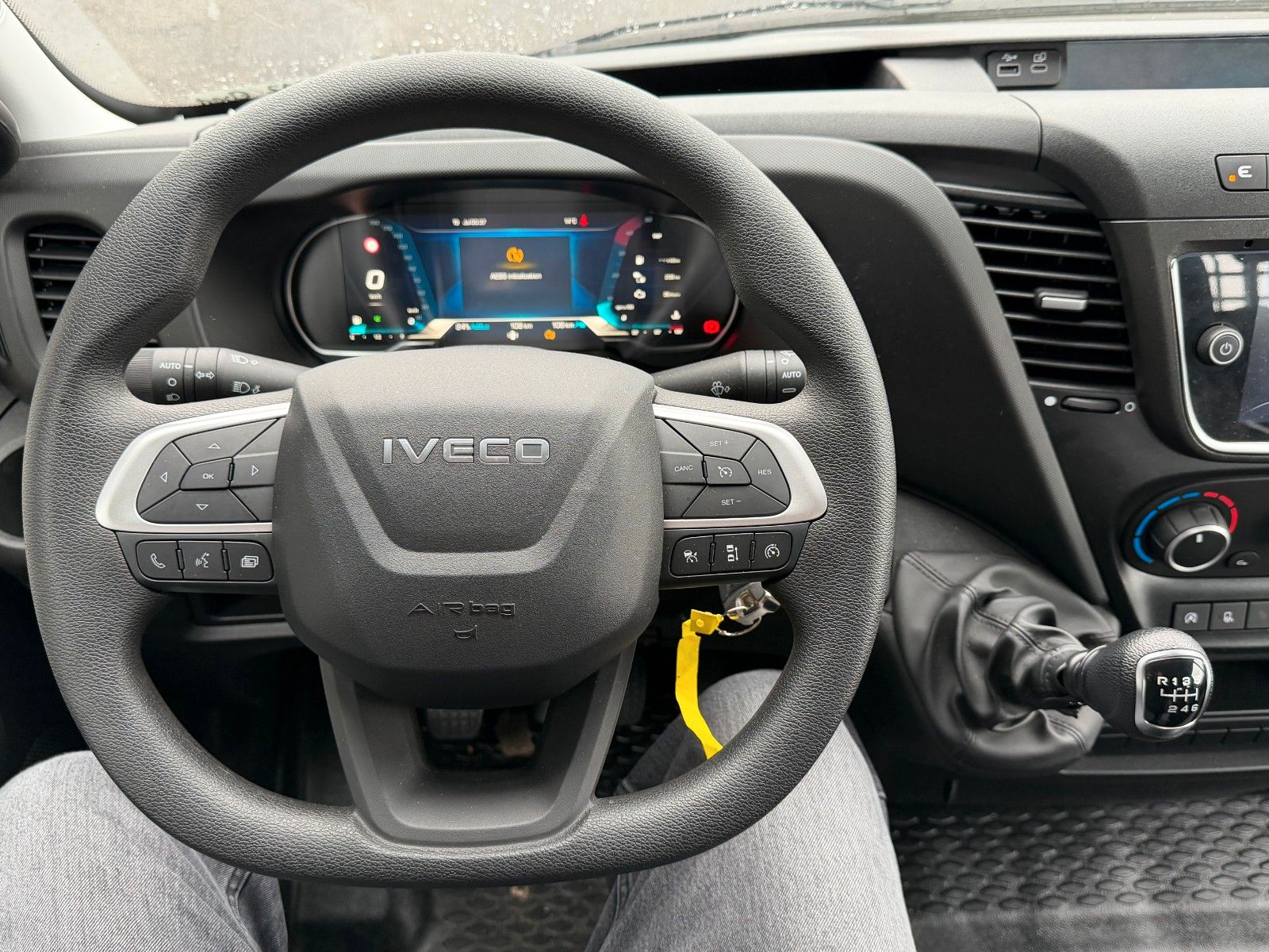 Fahrzeugabbildung Iveco Daily 35S16 Pritsche