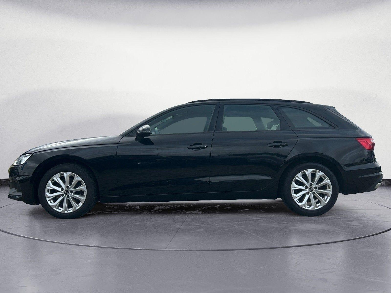 Audi A4 Avant 30 TDI S-tronic