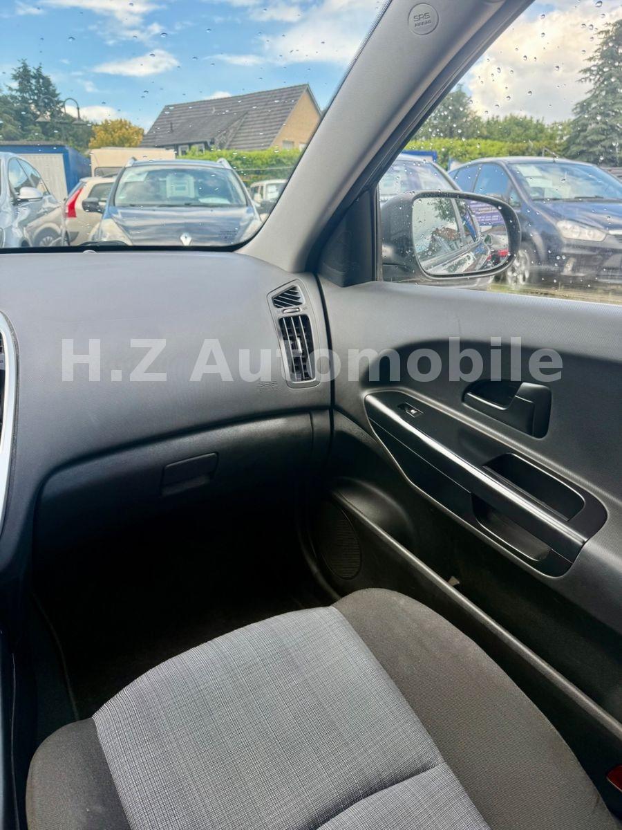 Kia Cee'd Sportswagon 1.6L Benzin / TÜV 01.2027 / ZV