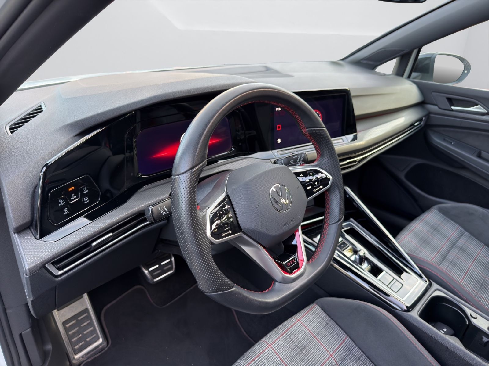 Fahrzeugabbildung Volkswagen Golf VIII Lim. GTI