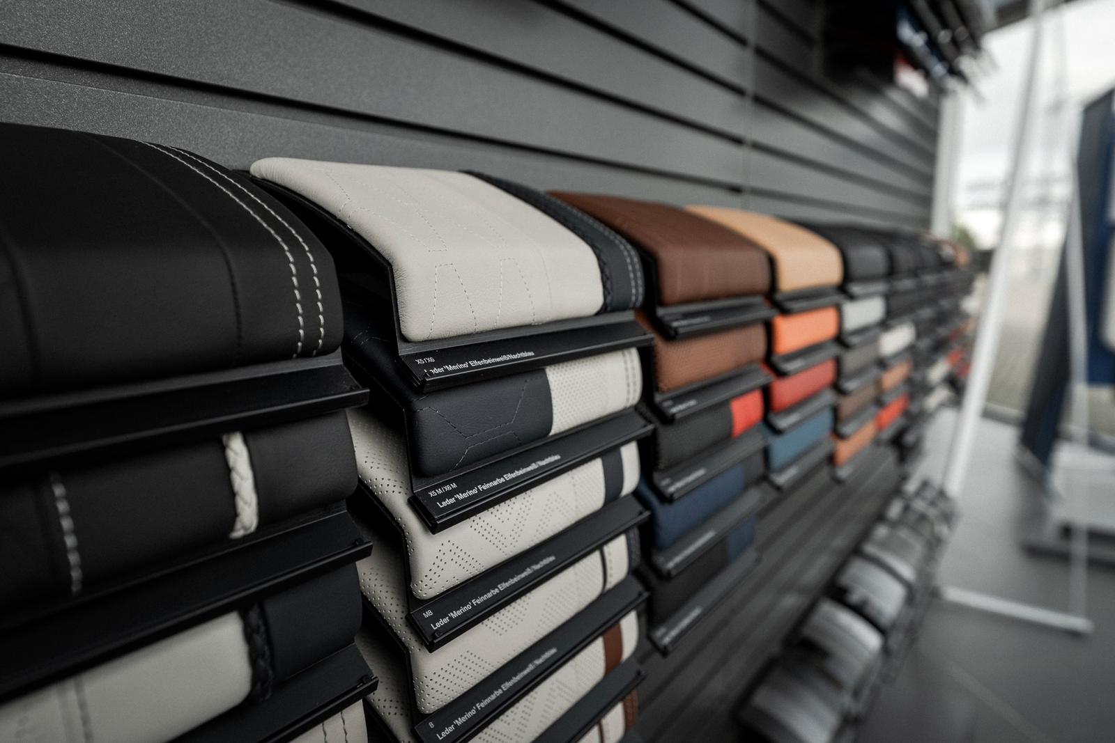 showroom-image-top