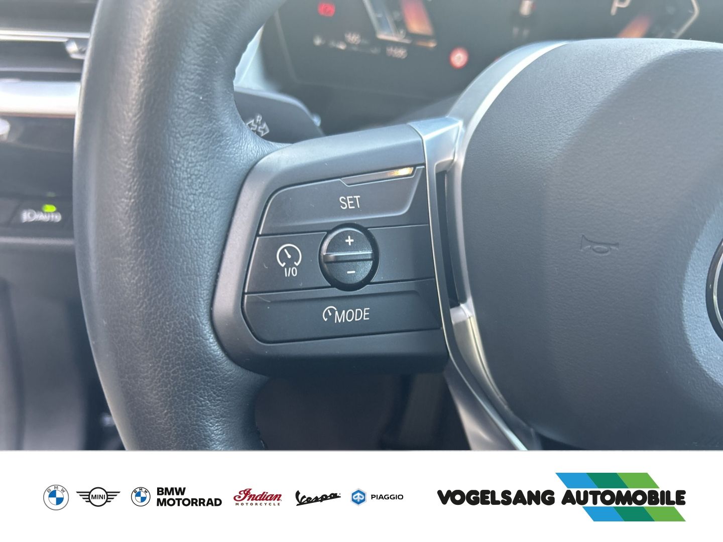 Fahrzeugabbildung BMW 218 Active Tourer i Luxury Line,LEDScheinwerfer,