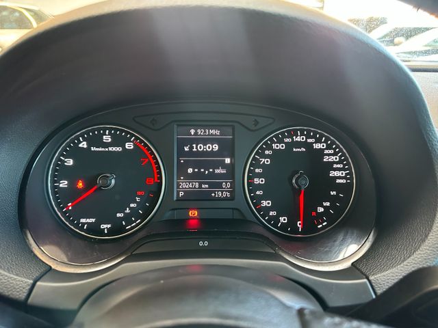Audi A3 *TÜV:228*KEYLES*TEMPO*NAV*PDC*2-ZONEN*