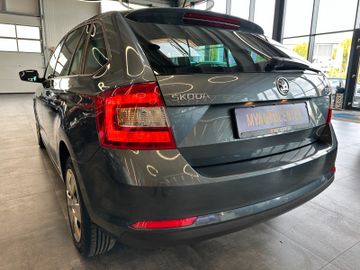 Skoda Rapid*KLIMAAUTO*SZHZ*CARPLAY*NAVI*TEMPO*TÜV0927